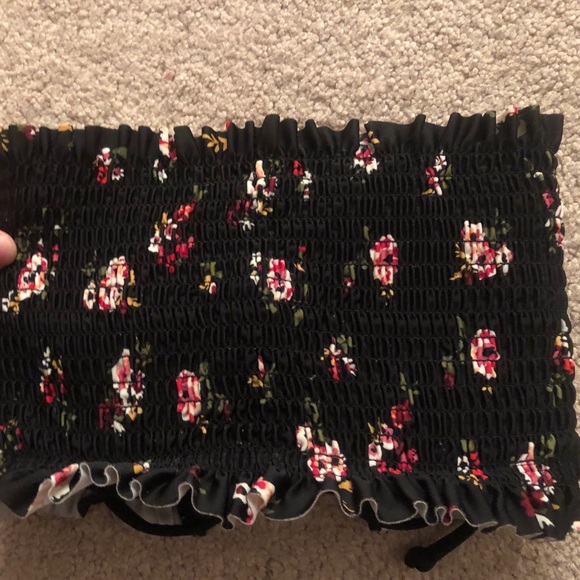 3/$20 SMALL FLORAL STRAPLESS SWIMSUIT - Picture 5 of 7